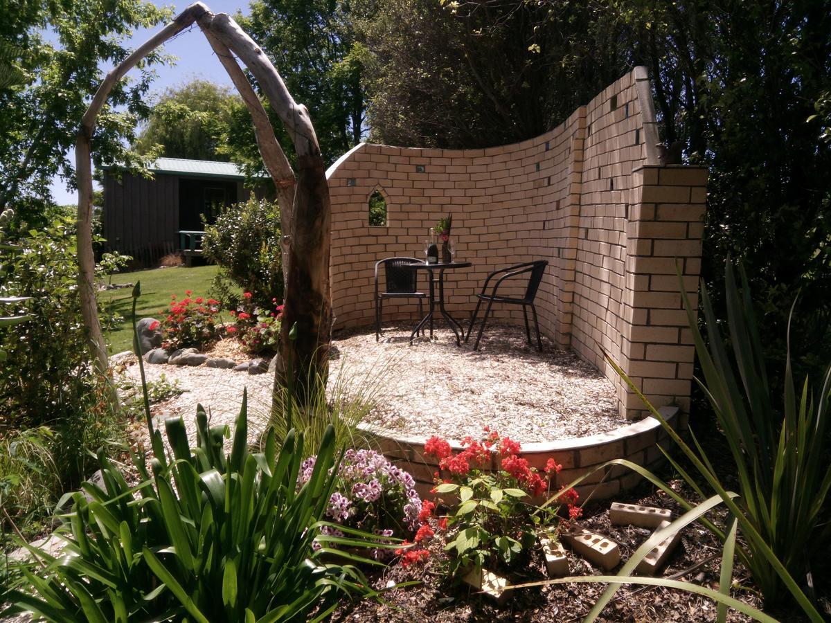Waterwheel Cottage Upper Moutere Exterior foto